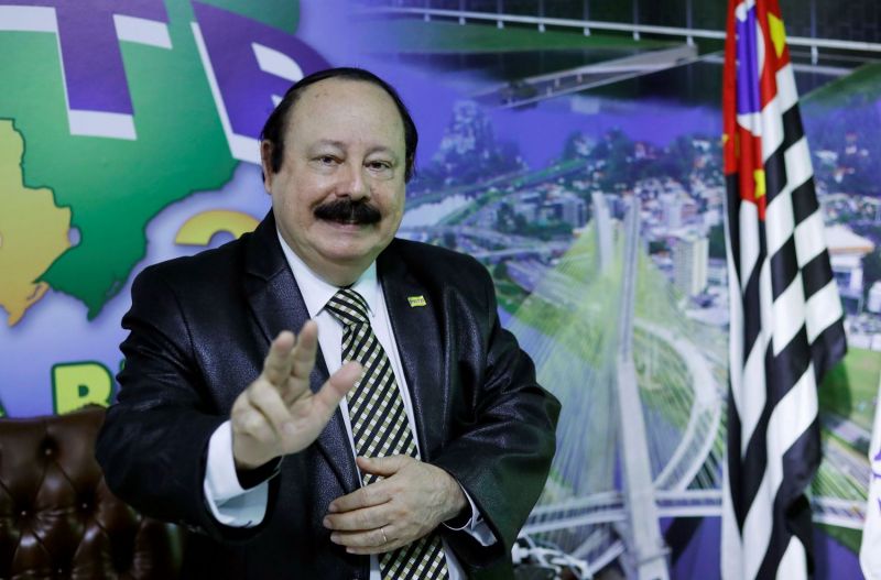 Morre Levy Fidelix, presidente e fundador do PRTB, aos 69 anos