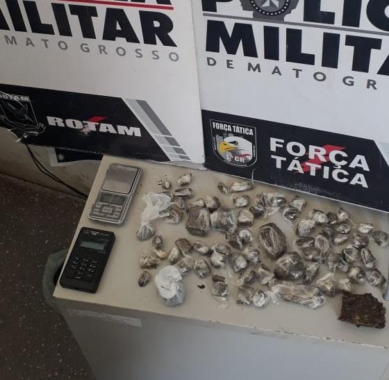 Rotam e Força Tática prendem quatro suspeitos de tráfico de drogas durante fim de semana
