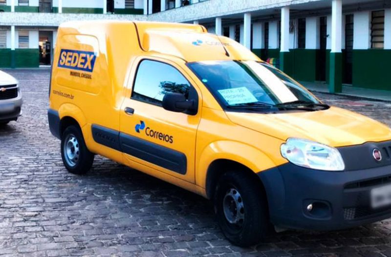 Lira quer votar privatização dos Correios no máximo até julho