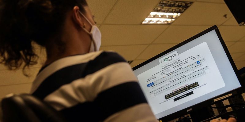 Governo divulga datas para pedir isenção de taxa de inscrição no Enem