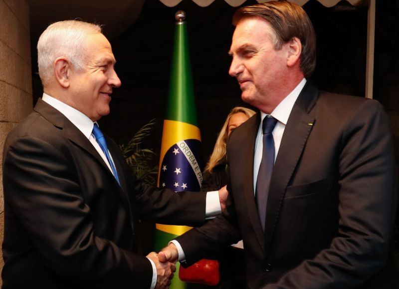 Bolsonaro condena lançamento de foguetes contra Israel