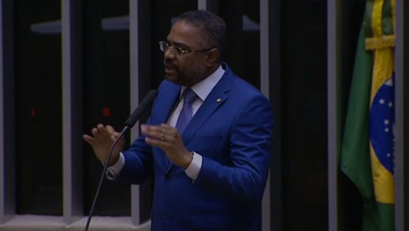 Deputado cobra governo sobre missionários deportados de Angola