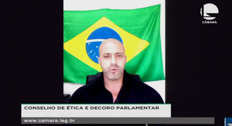 'Se eu tivesse dormido uma noite, não teria dito aquilo', diz Silveira