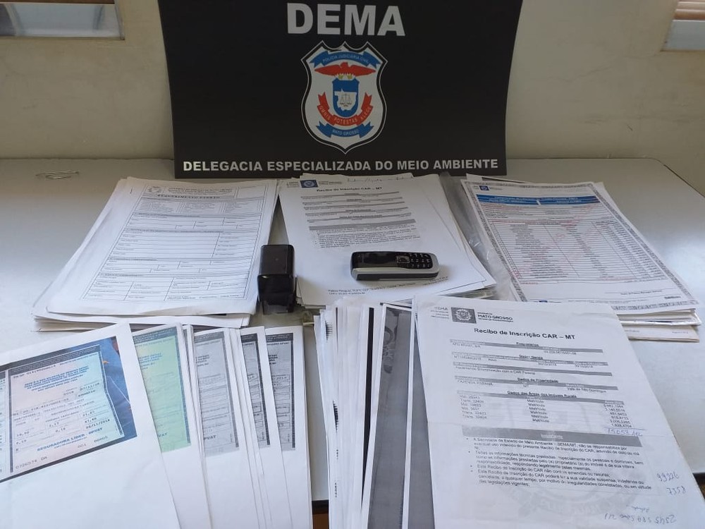 Golpista que se passava por fiscal é preso por cobrar propina para liberar carga de madeira apreendida em MT