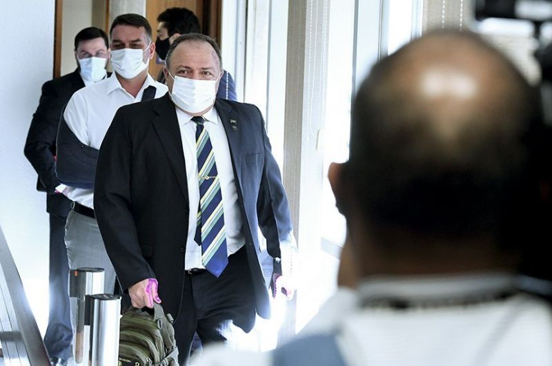 Pazuello culpa Governo do Amazonas por colapso no Estado