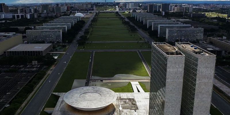 Câmara acata mudanças do Senado na MP sobre telecomunicações