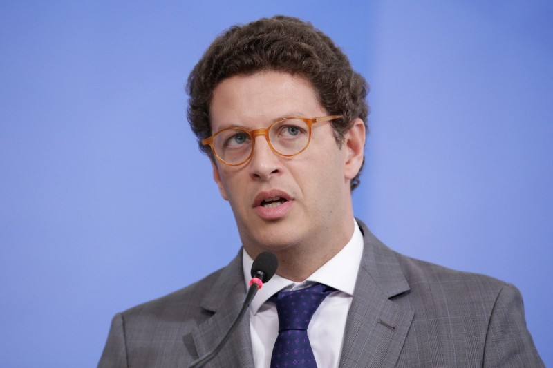 PGR pede abertura de inquérito contra ministro Ricardo Salles