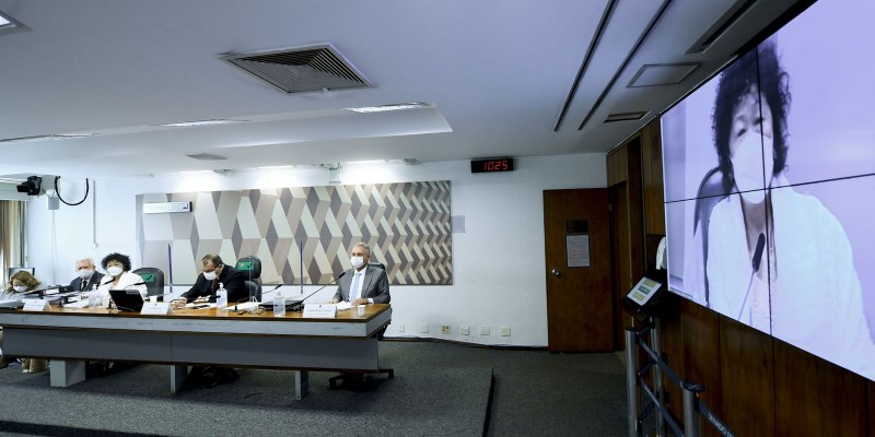 CPI: Nise Yamaguchi diz que não sugeriu mudanças na bula da cloroquina