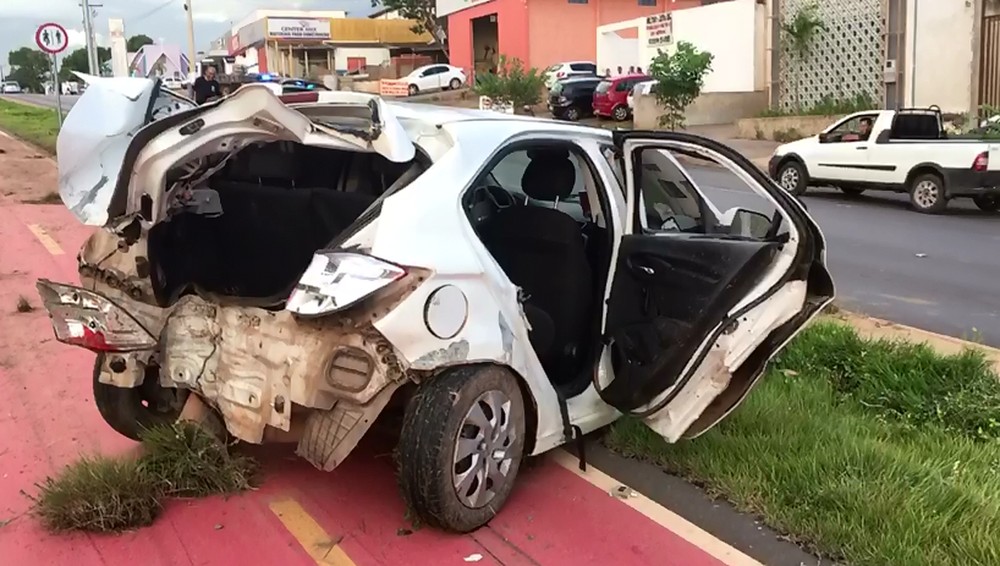 Dois ficam feridos em acidente durante chuva na MT-251; polícia suspeita de roubo