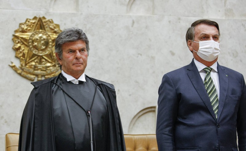 Fux se reúne com Bolsonaro e pede que adie indicação de novo ministro