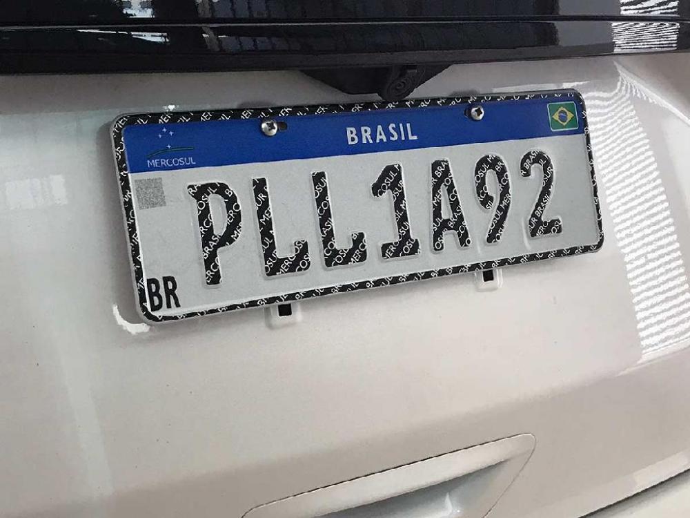 Mudança para o novo padrão de placa veicular será gradativa em MT