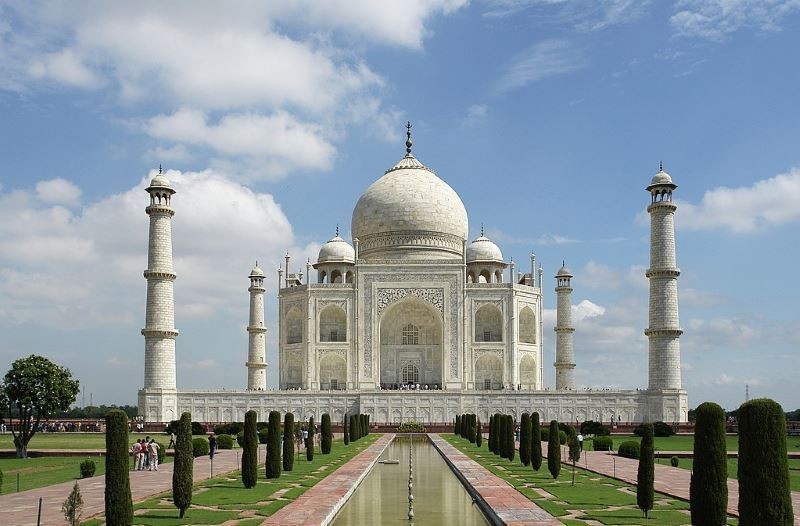 Taj Mahal reabre esta semana após dois meses fechado por covid-19 