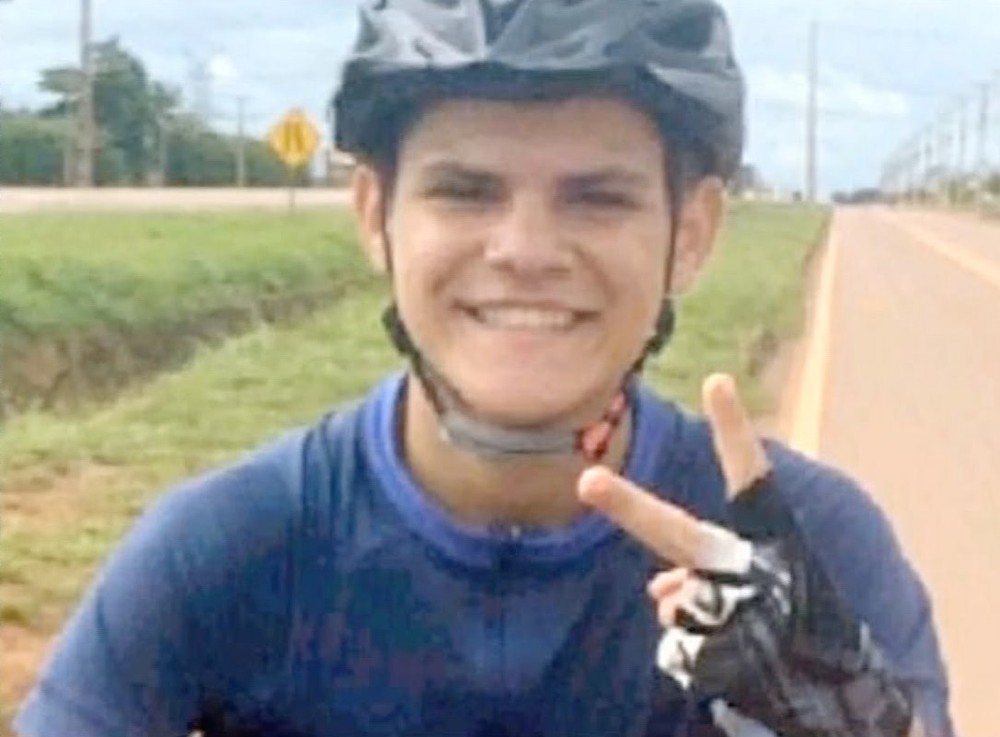 Adolescente atingido por raio ao pedalar com grupo de ciclistas em MT deixa a UTI
