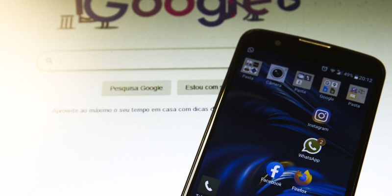 Pesquisa mostra desigualdade no acesso a internet entre alunos