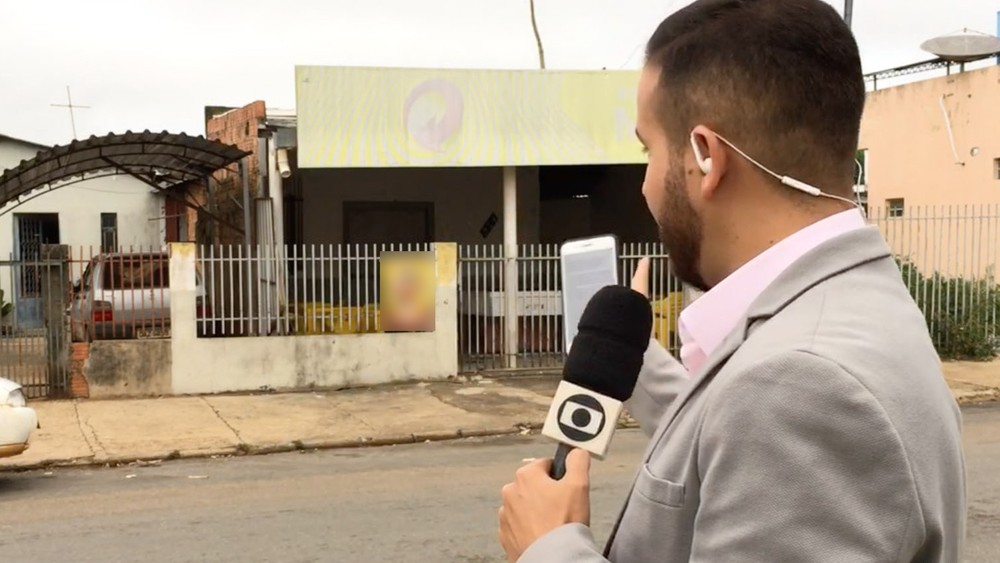 Duas pessoas morrem a tiros e uma fica baleada em frente a um bar em MT
