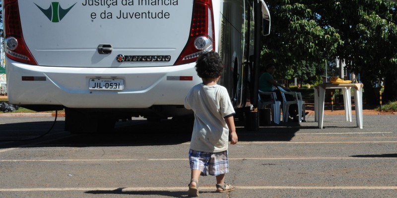 Agência Brasil explica: quais são os tipos de adoção permitidos