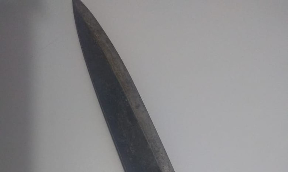 Morador de ocupação irregular é esfaqueado por vizinhos ao reclamar de mangueira em MT