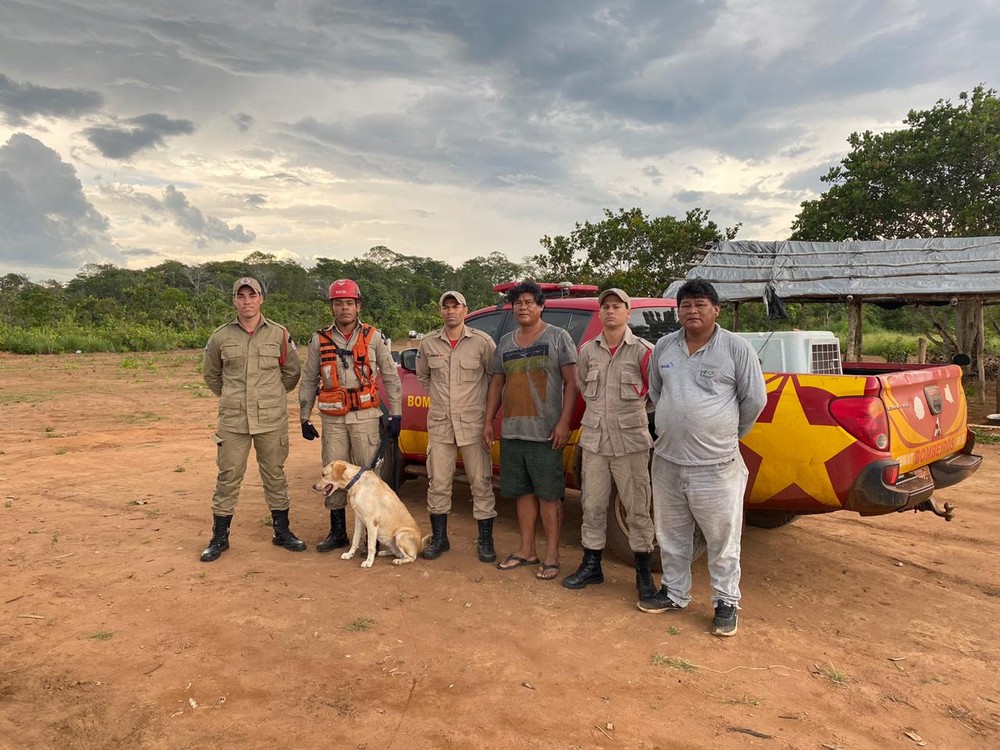 Indígenas, bombeiros e cães farejadores continuam procura por índio que desapareceu em MT