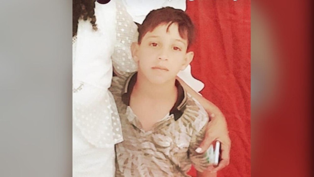 Mãe e padrasto de menino que está desaparecido em MT são considerados suspeitos e têm celulares apreendidos