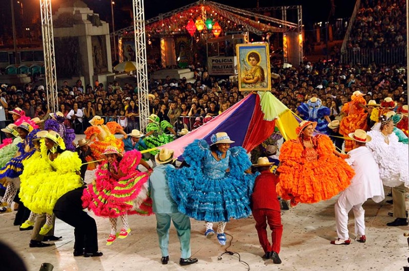 Quadrilheiro junino é todo profissional que utiliza meio de expressão artística cantada, dançada ou falada transmitido por tradição popular nas festas juninas. O autor do requerimento é o senador Izalci Lucas - Ministerio do Turismo
