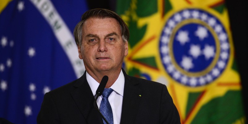 Bolsonaro envia projeto para regulamentar conselhos de educação física