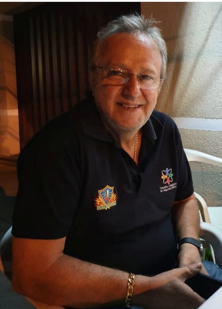 Presidente do Conseg é morto a tiros na frente da mulher e de amigos na porta de casa em MT