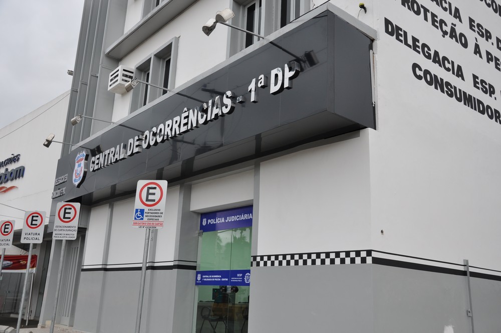 Adolescente foge de carro e denuncia motorista de aplicativo por tentativa de estupro em Cuiabá