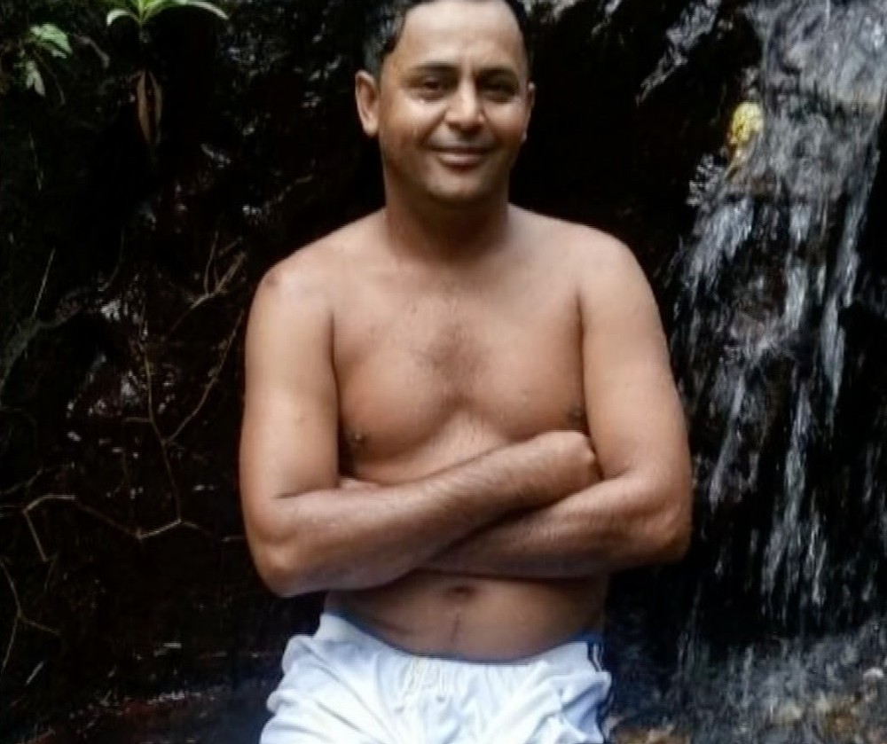 Marido é preso suspeito de matar e enterrar corpo de mulher no quintal de casa em MT