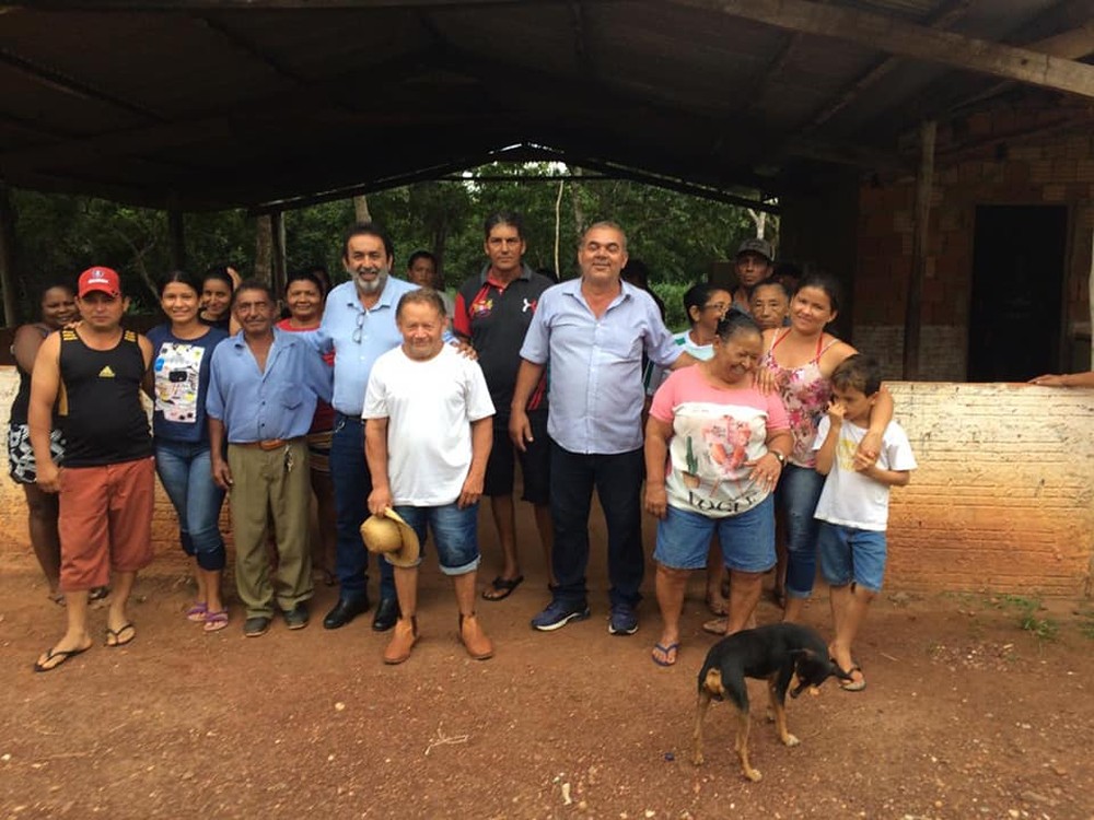 Moradores vão reformar escola que está desativada em comunidade rural de MT
