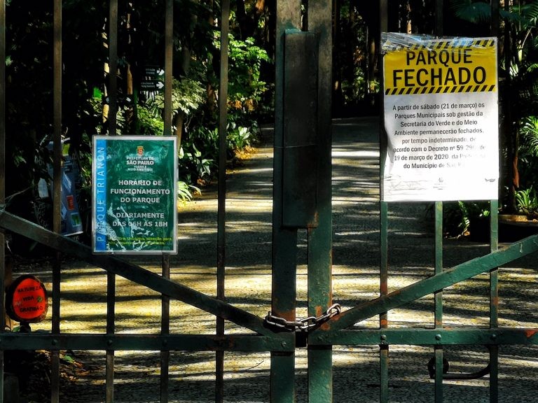 Parque em São Paulo fechado na quarentena imposta pelo novo coronavírus - (Foto: Roberto Parizotti/Fotos Públicas)