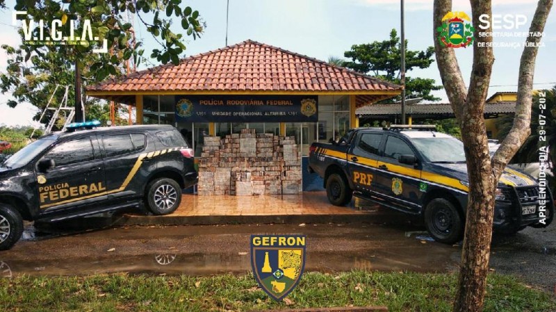 Apreensão de 870 kg de cocaína em ação conjunta - Foto por: Gefron