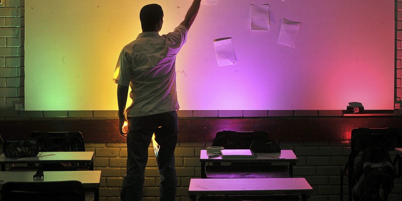 Encceja: Inep disponibiliza apostilas para estudo