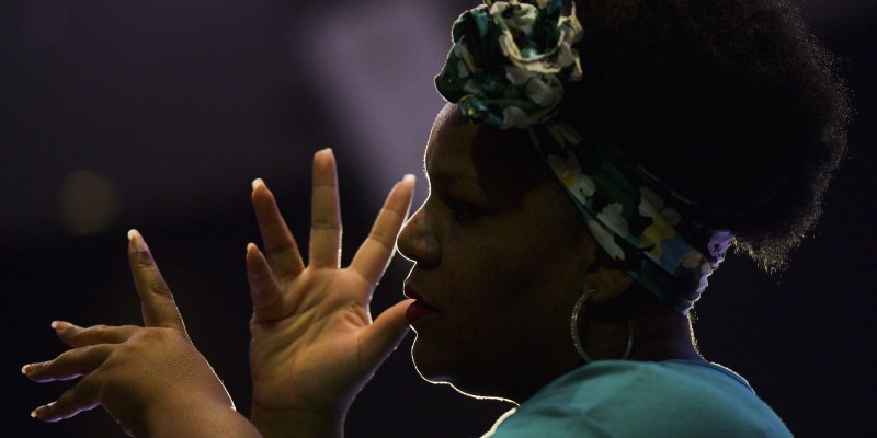 Presidente sanciona lei sobre educação bilíngue de surdos