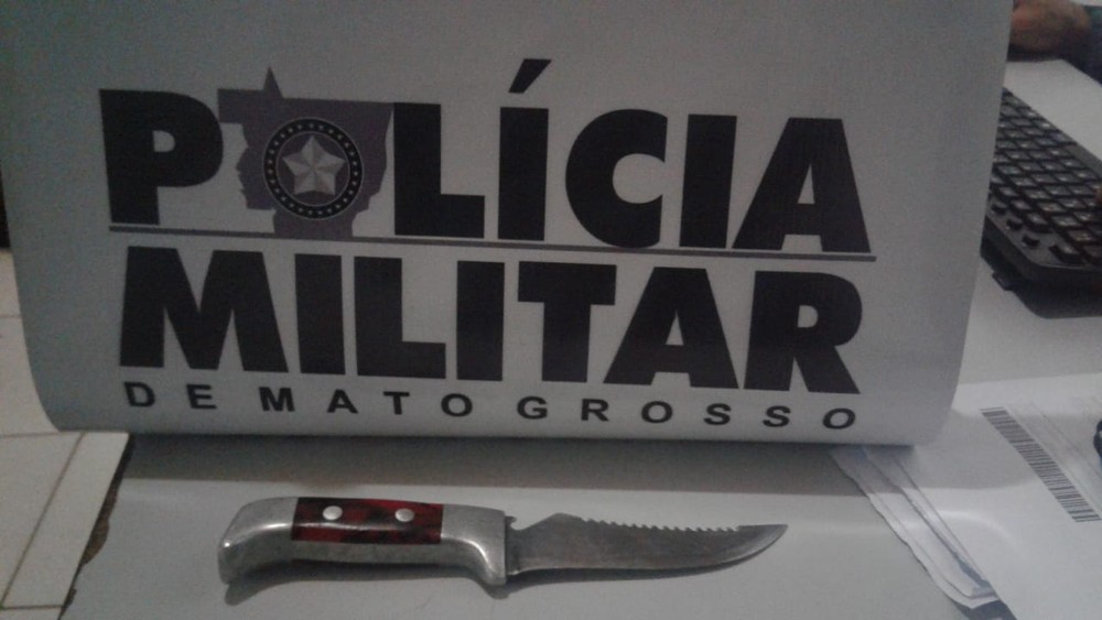 Mãe tem surto, faz bebê de 10 meses refém com faca, é sedada e levada à UPA em MT
