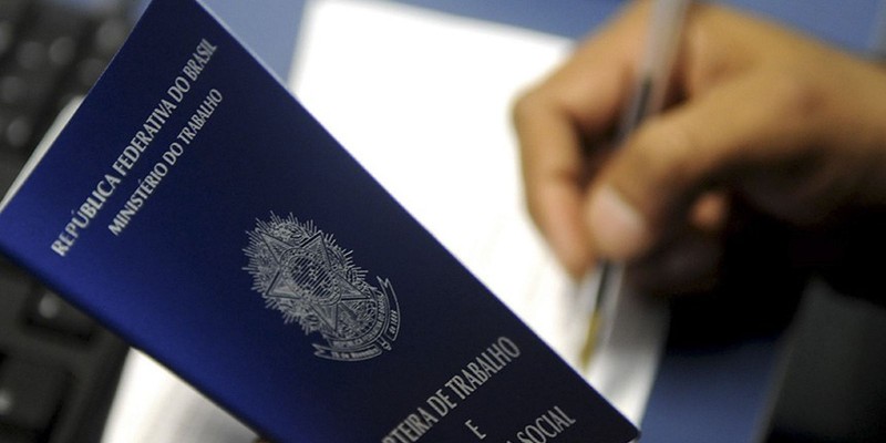 Câmara aprova texto-base de MP que renova BEm