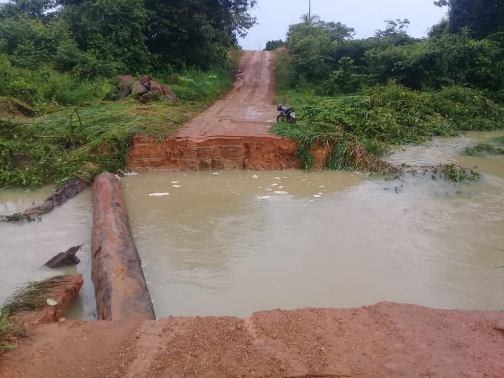 Aulas em quatro escolas rurais são suspensas por estragos causados pela chuva em MT