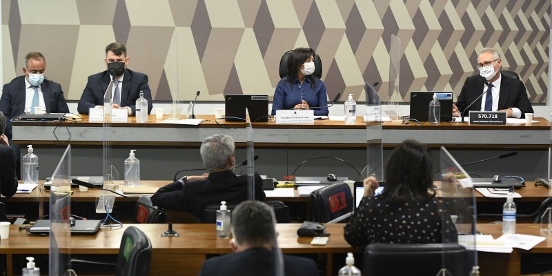 Advogado da Precisa se cala sobre irregularidades na compra de vacina 