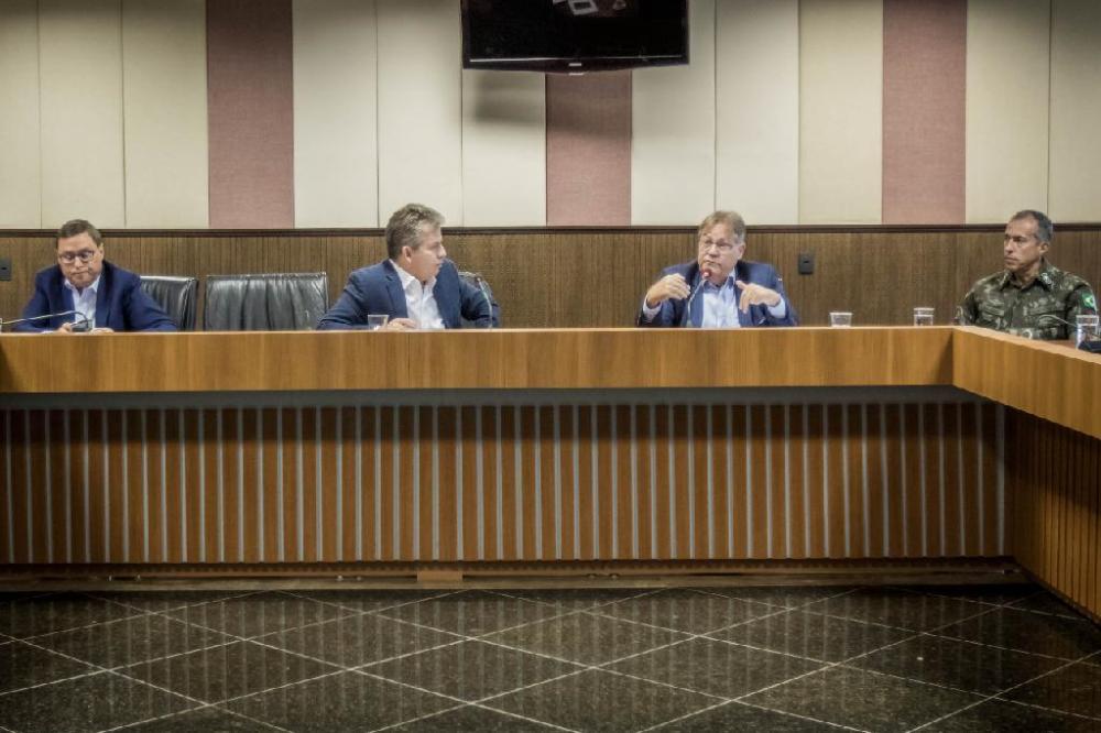 Governo determina ações mais restritivas para combater coronavírus