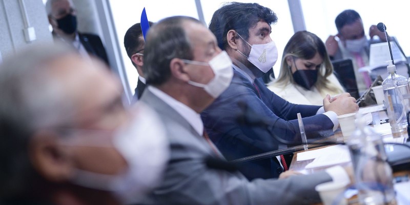 CPI: suposto lobista atuou para fraude em licitação, dizem senadores