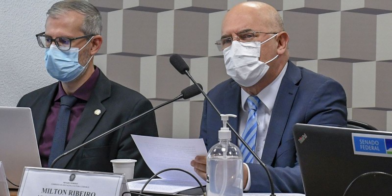 MEC estuda criação da primeira universidade federal digital do país