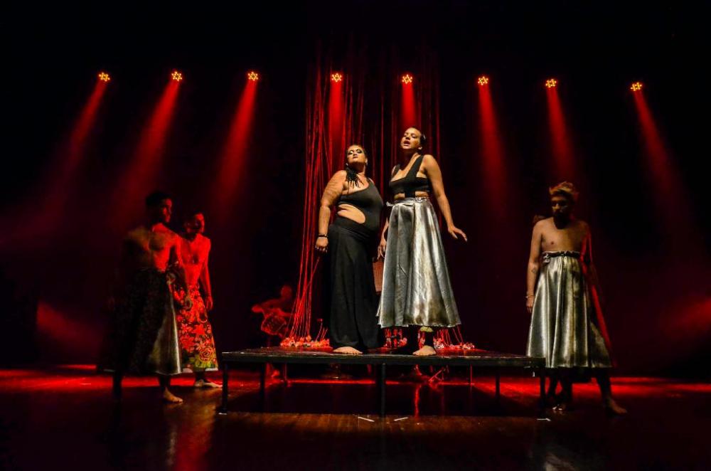 MT Escola de Teatro contrata artistas para ministrar cursos online