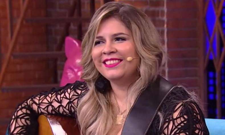 Cantora Marília Mendonça morre em queda de avião em MG