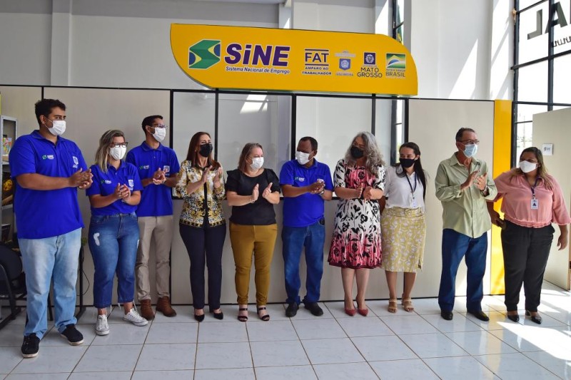 Secretária de Estado de Assistência Social e Cidadania Rosamaria Carvalho participa da inauguração do SINE-MT em Juscimeira - Foto por: Josi Dias