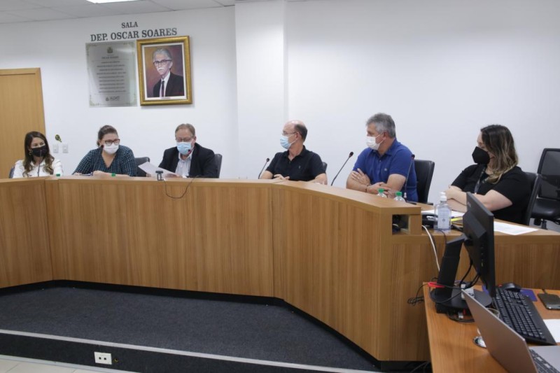 Reunião promoveu o diálogo entre as equipes técnicas das instituições e auxiliou o alinhamento de ações - Foto por: Ronaldo Mazza | ALMT