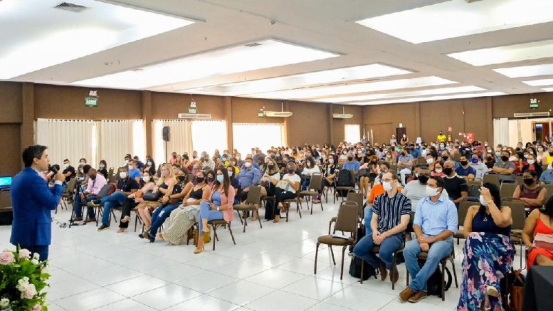 Painéis e troca de experiência durante evento de capacitação do Novo Ensino Médio - Foto por: David Borges