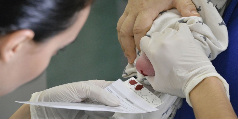 Senado aprova projeto que amplia alcance do teste do pezinho