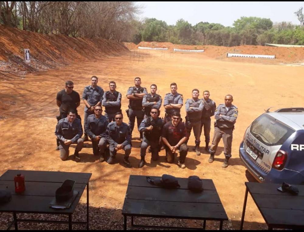 Curso sobre aperfeiçoamento de tiros é ministrado a Militares em Lucas