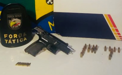 Jovem é presa com pistola israelense em Sinop