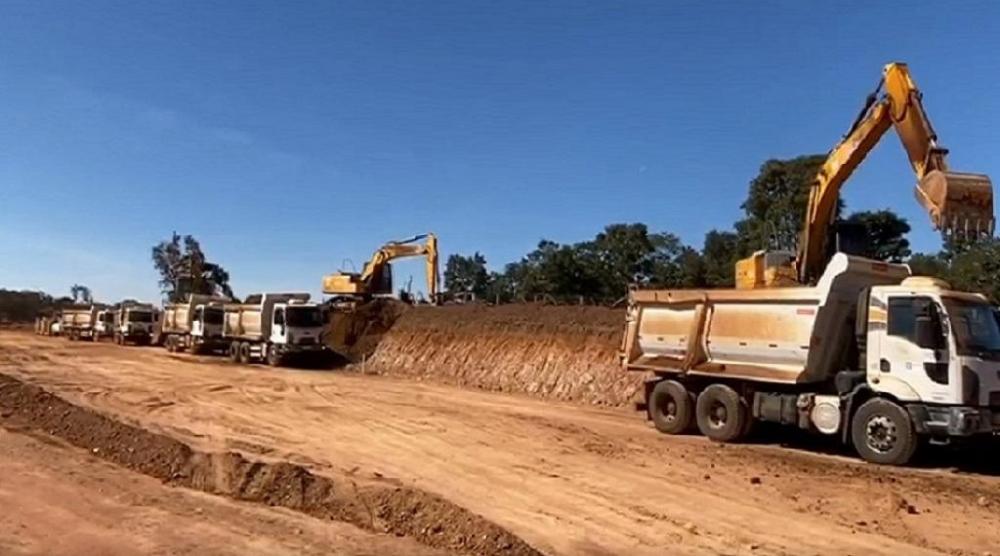 Obras de pavimentação entre Novo São Joaquim e Campinápolis seguem em ritmo acelerado