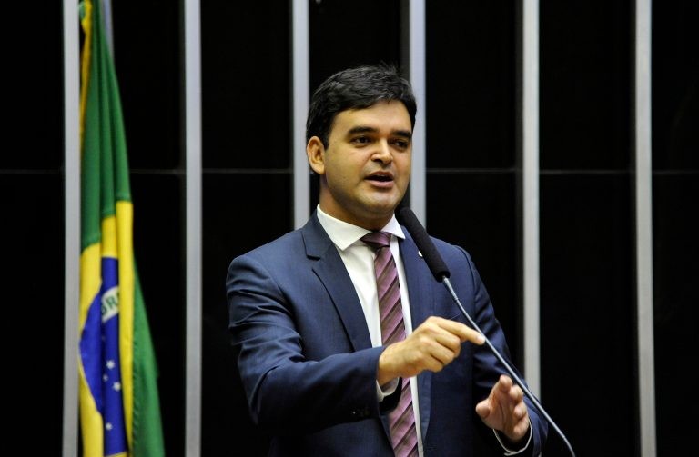 Pereira Júnior: lei atual mitiga a proteção constitucional à inviolabilidade do lar - (Foto: Luis Macedo/Câmara dos Deputados)